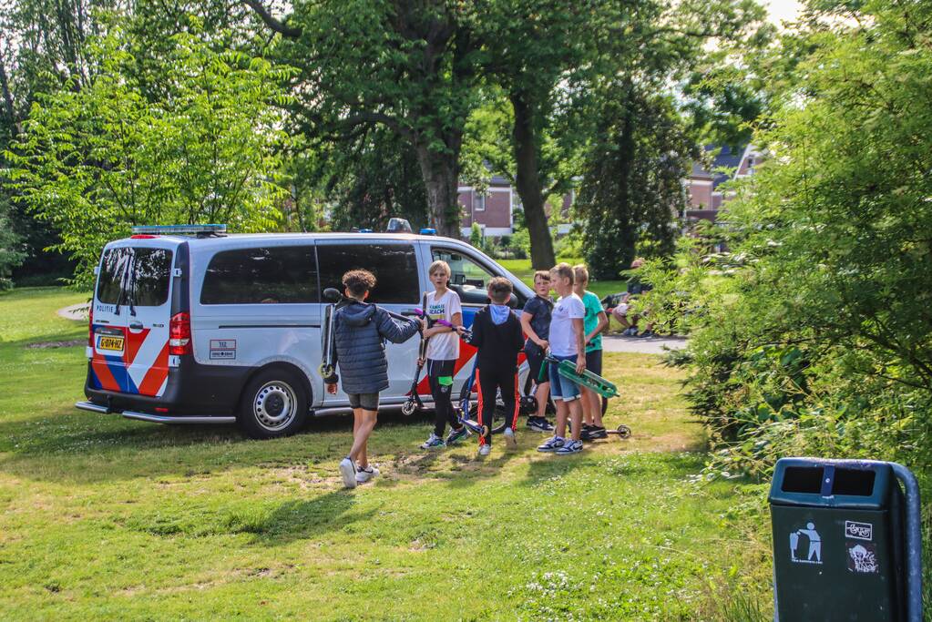 8-jarige steekt 11-jarige neer in park