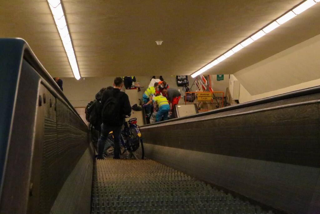 Persoon zwaargewond na incident in Maastunnel