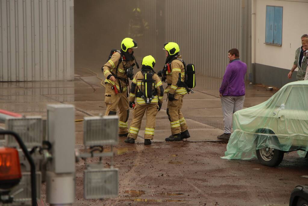 Brand bij schadehersteller Total Truck Care