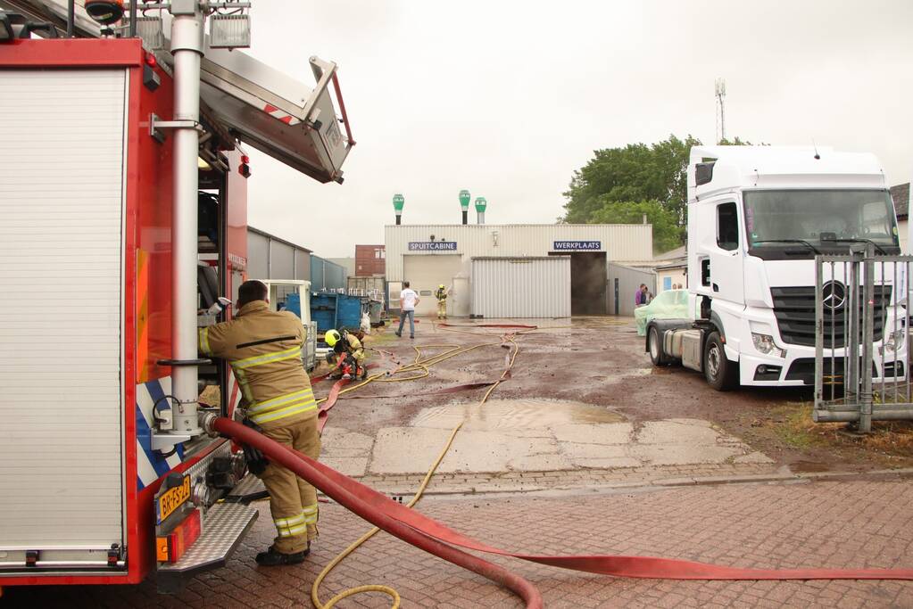 Brand bij schadehersteller Total Truck Care