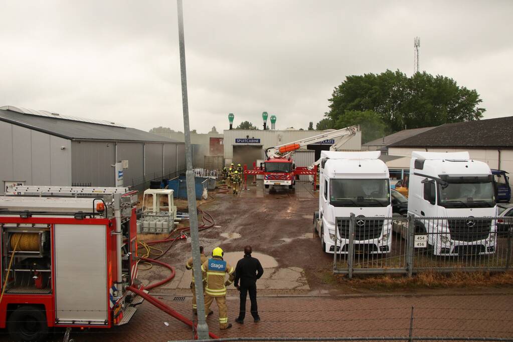 Brand bij schadehersteller Total Truck Care