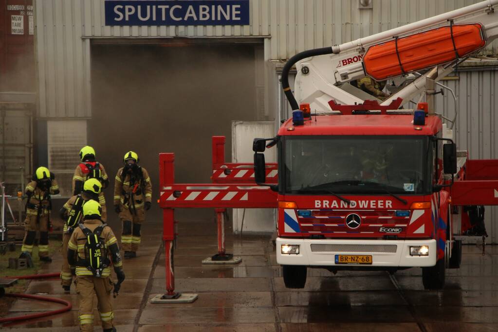 Brand bij schadehersteller Total Truck Care