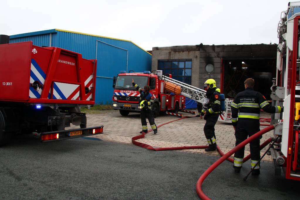Brand in pand industrieterrein