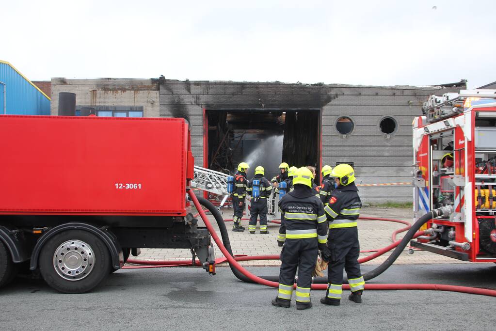 Brand in pand industrieterrein