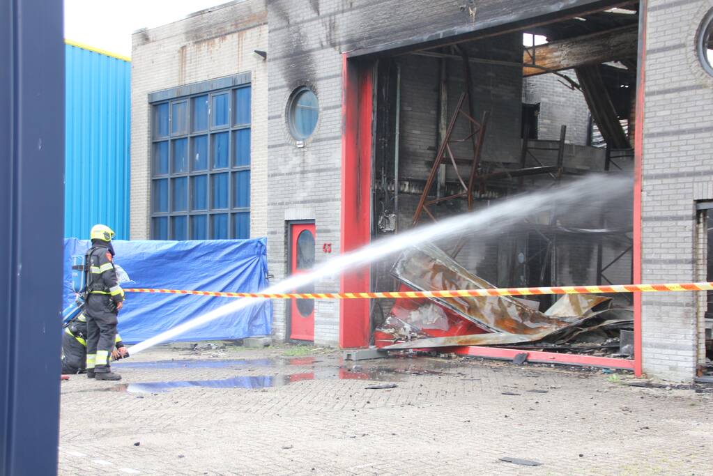 Brand in pand industrieterrein