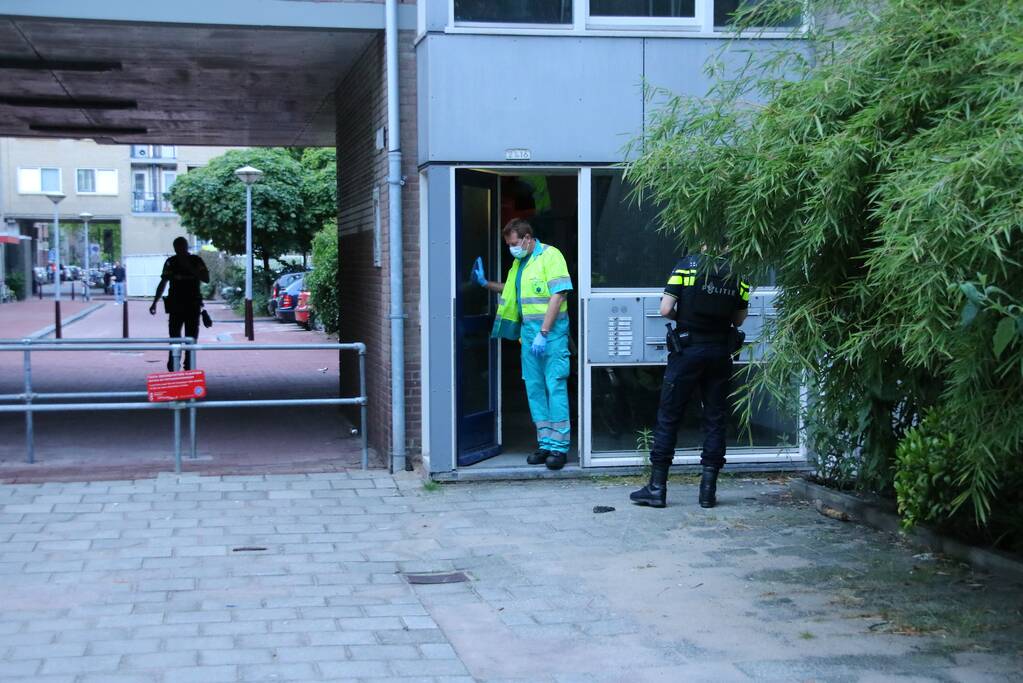 Schietpartij in woning, politie start onderzoek