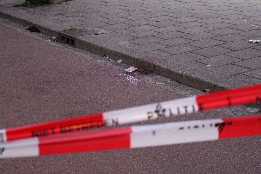 Twee ernstige gewonden bij steekpartij