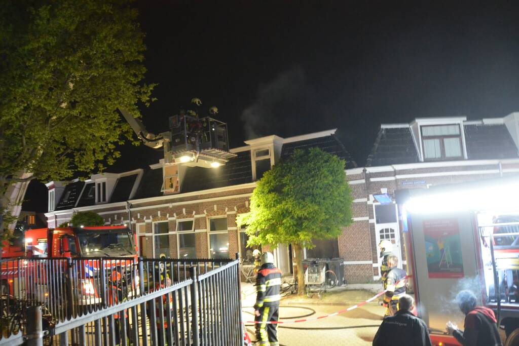 Uitslaande brand in woning