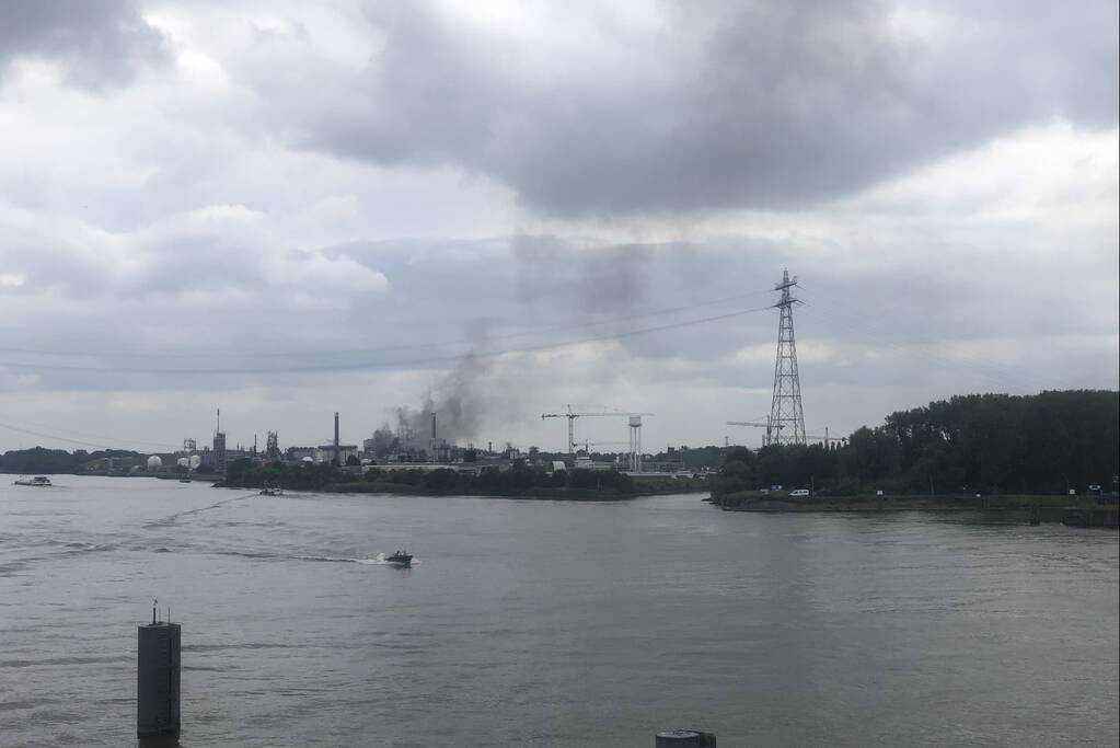 Grote brand bij HVC afvalbrengstation