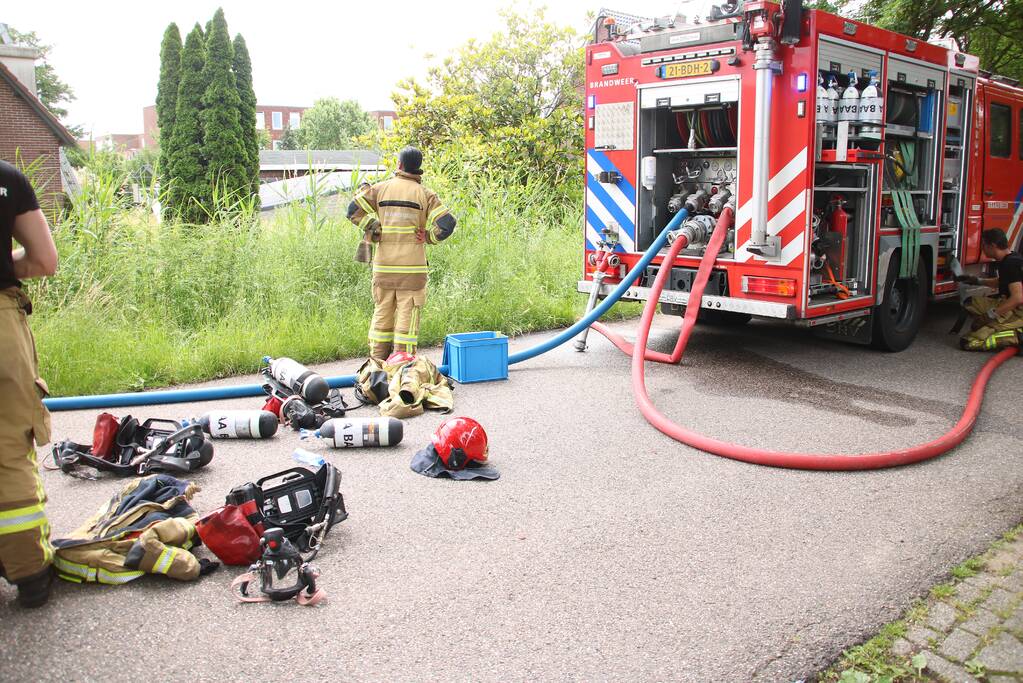 Flinke schade aan dak na woningbrand
