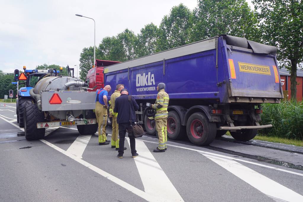 Vrachtwagen komt met pech te staan door brand