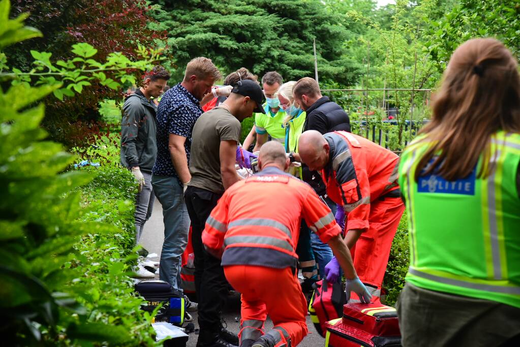 Zwaargewonde (43) bij steekincident op volkstuinencomplex