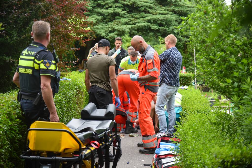 Zwaargewonde (43) bij steekincident op volkstuinencomplex