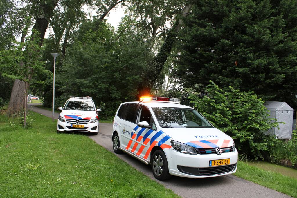 Zwaargewonde (43) bij steekincident op volkstuinencomplex