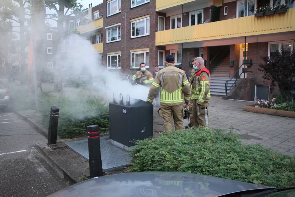 Buurtbewoners doen bluspoging