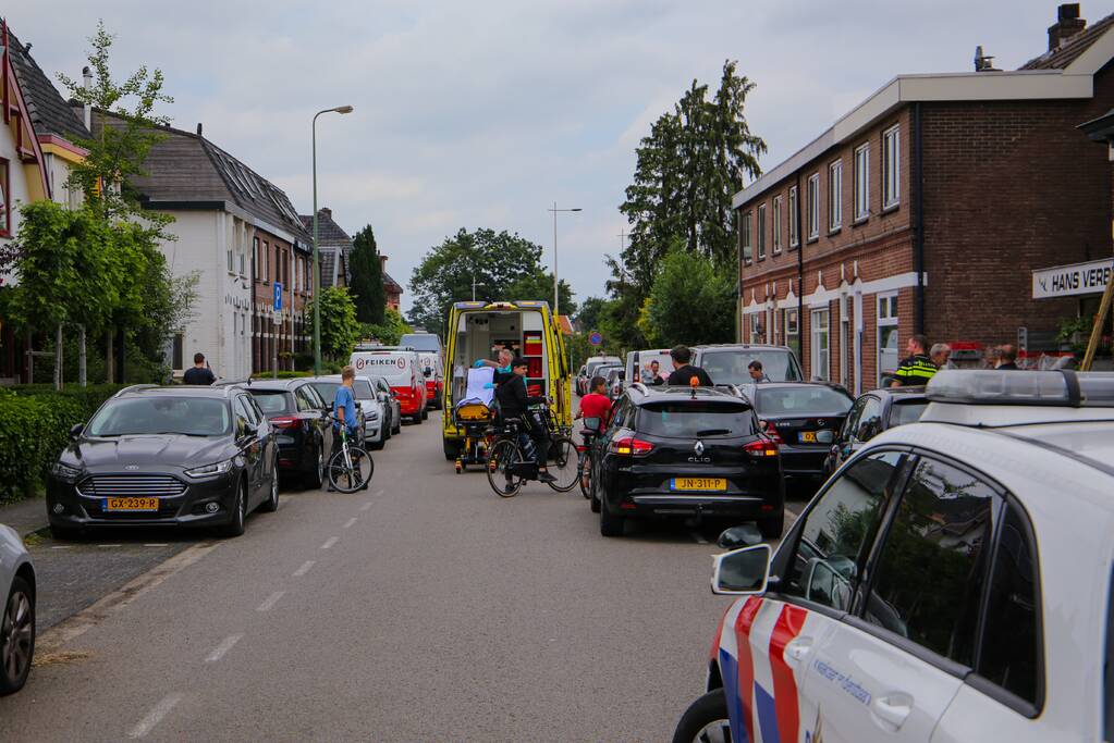Fietser gewond bij botsing met autoportier