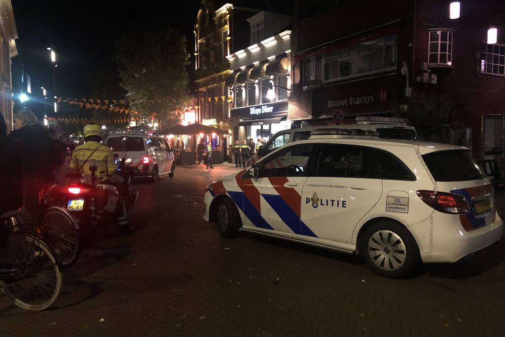 Politie houdt toezicht door ongeregeldheden