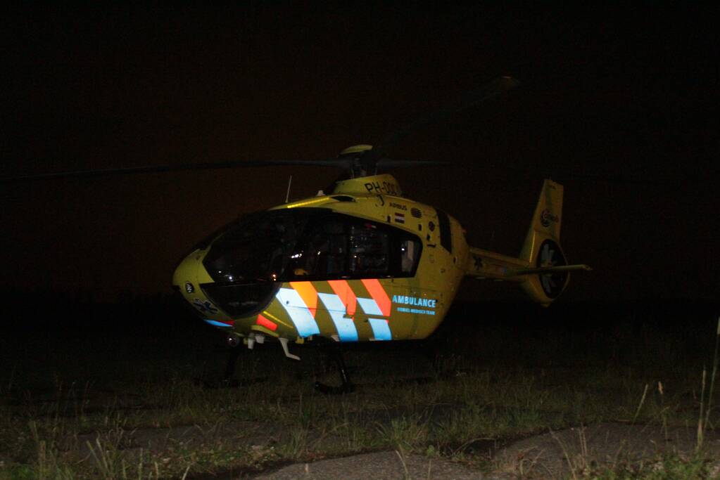 Persoon zwaargewond door incident in woning