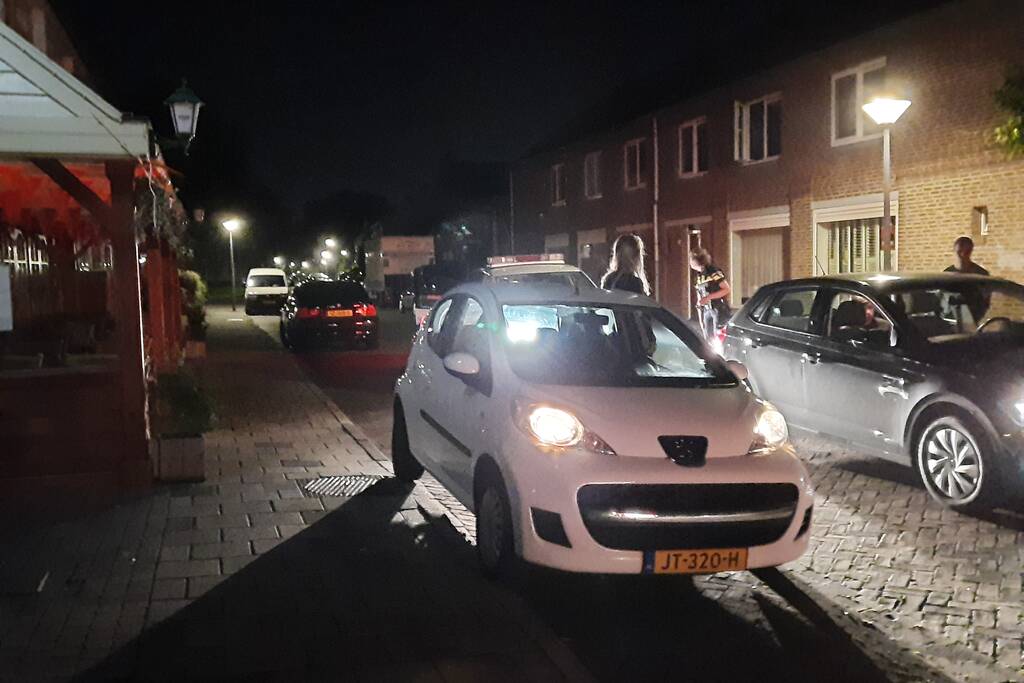 Automobilist aangehouden nadat hij medeweggebruiker van de weg rijdt