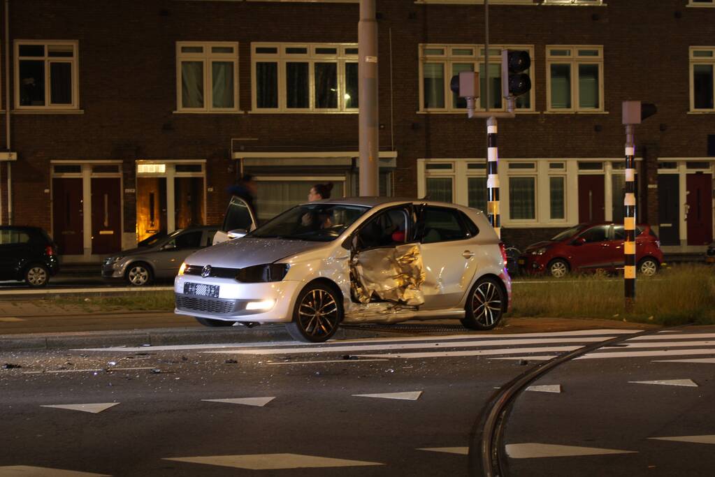 Personenauto total-loss door botsing