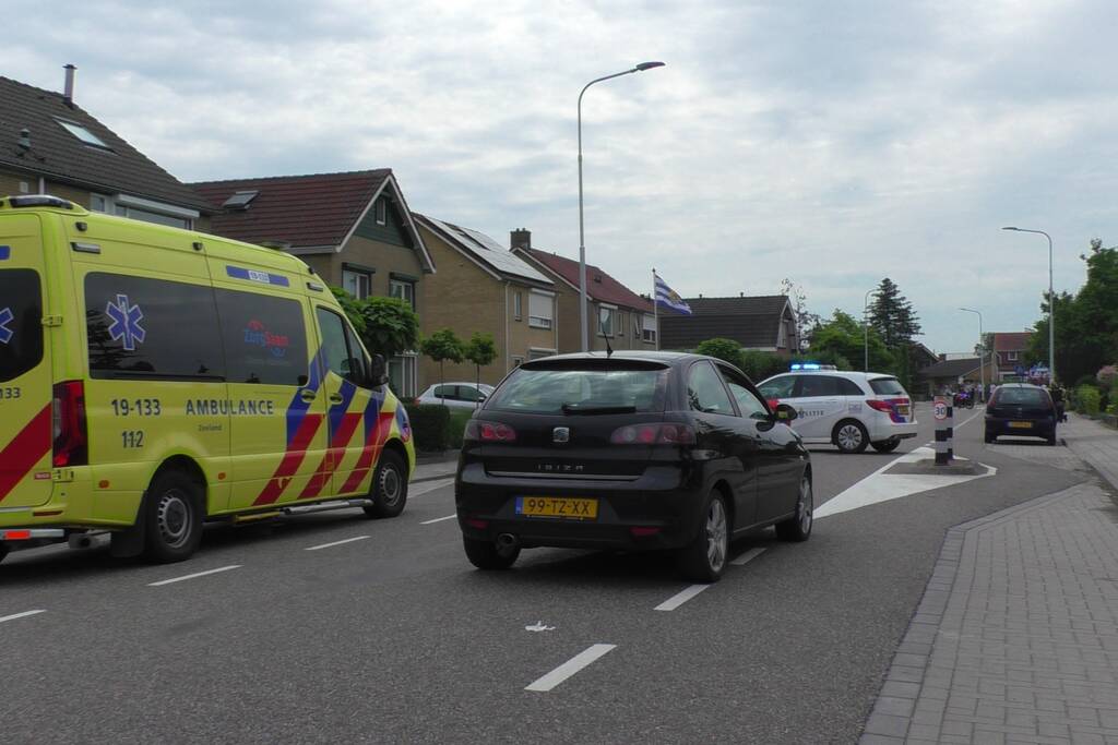 Buurtbewoners moeten binnen blijven na melding van schietpartij