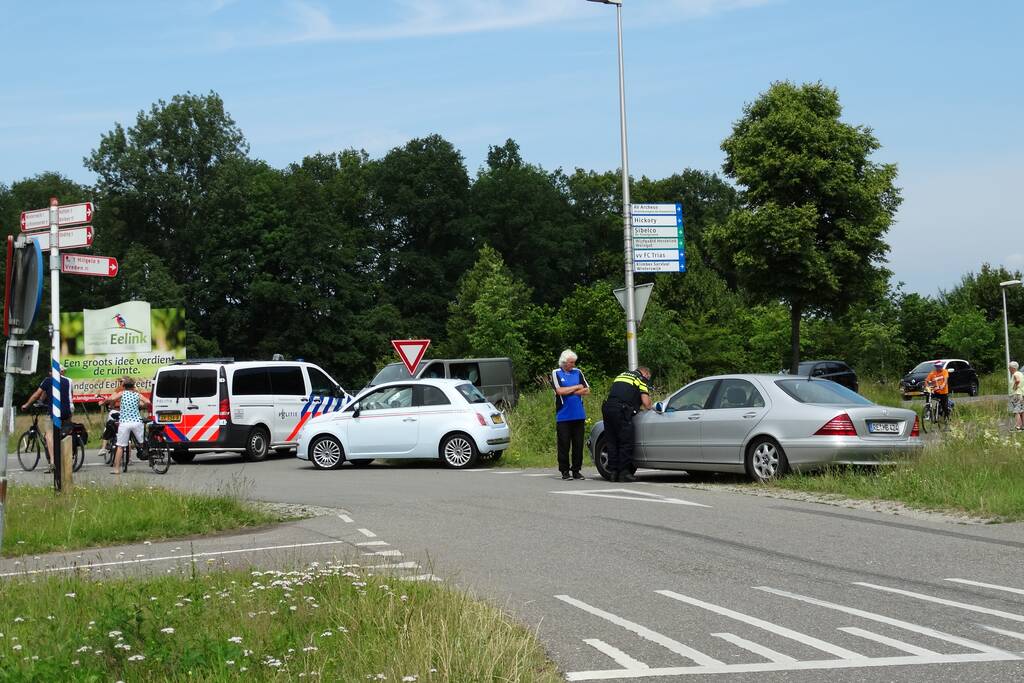 Flinke schade bij aanrijding op kruising