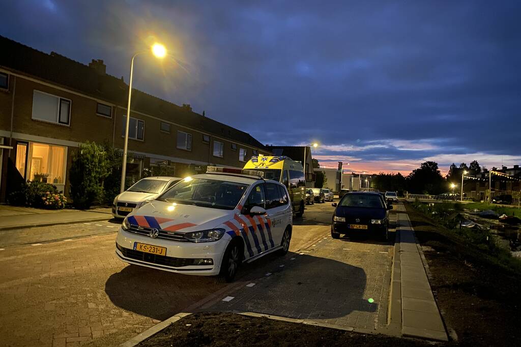 Gewonde na mogelijk steekpartij in woning