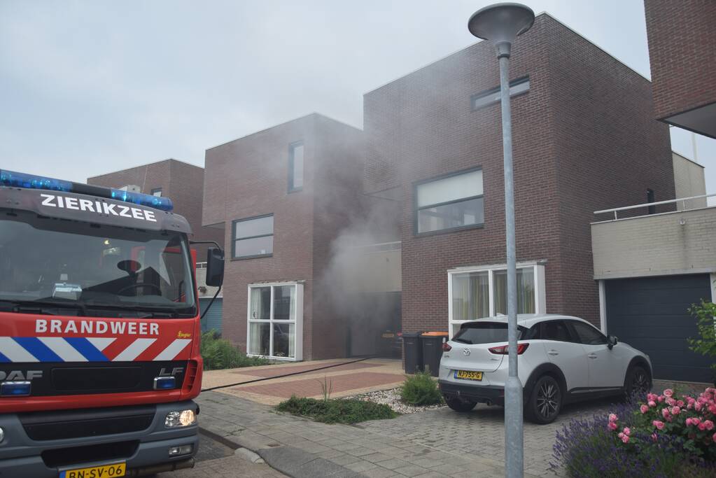 Veel rook bij brand in wasdroger
