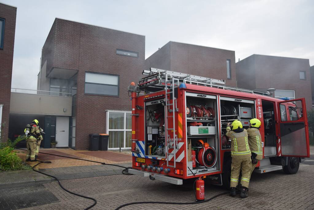 Veel rook bij brand in wasdroger
