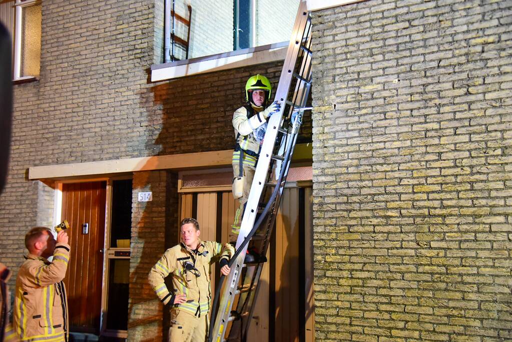 Brand in spouwmuur na wegbranden wespennest