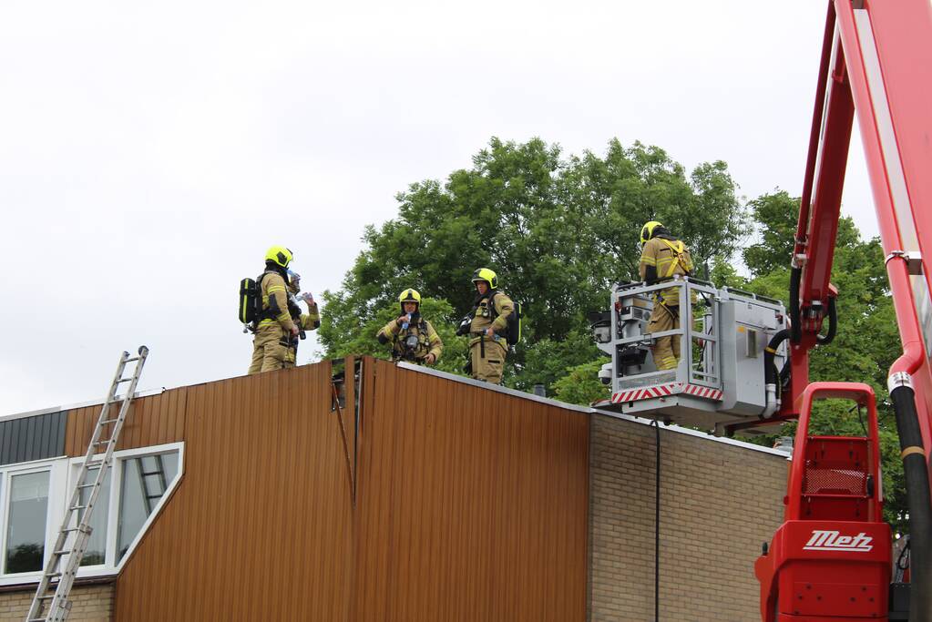 Brand op dak van woning door werkzaamheden