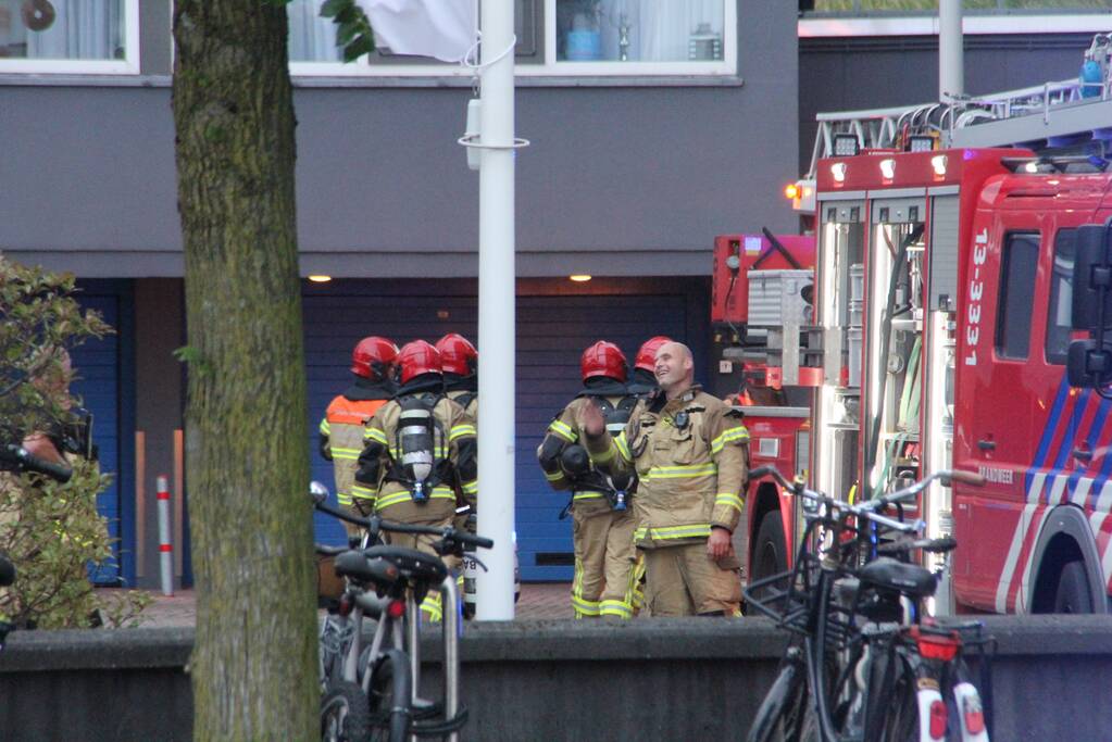 Veel rook bij grote brand in kantoorpand