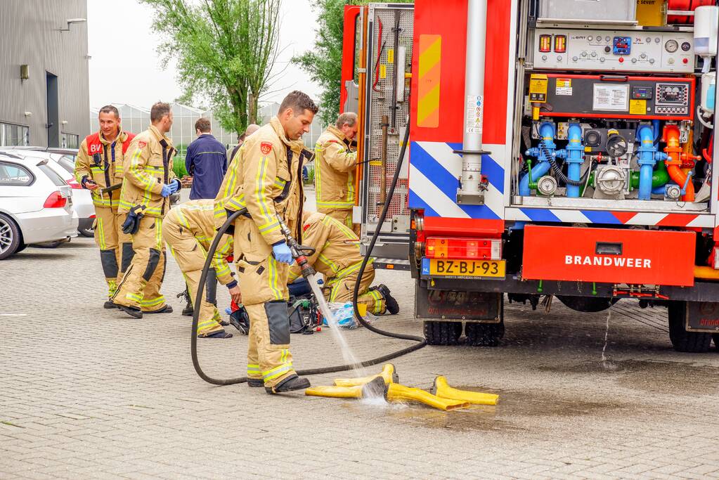 Medewerkers Fokker Landing Gear onwel na lek chemische stof