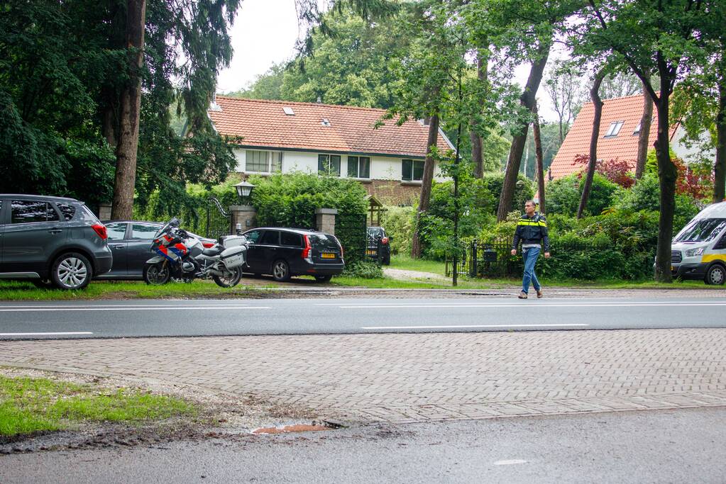 Aanhouding bij aantreffen hennepkwekerij in villa