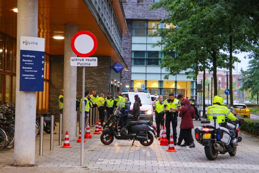 Aanhoudingen tijdens grote scooter controle