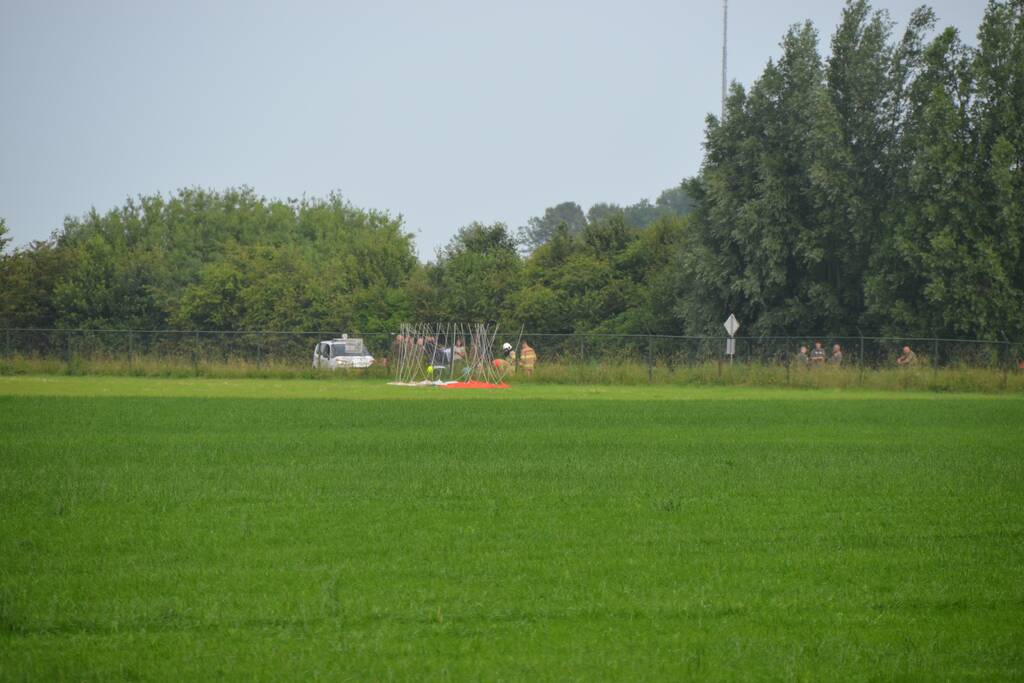 Belgische F-16 botst op gebouw vliegbasis, twee gewonden