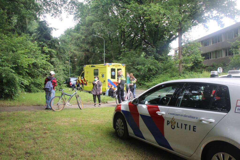 Fietser gewond bij verkeersongeval met auto