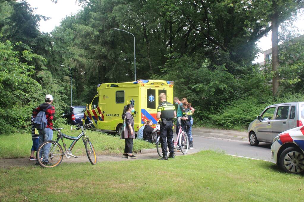 Fietser gewond bij verkeersongeval met auto