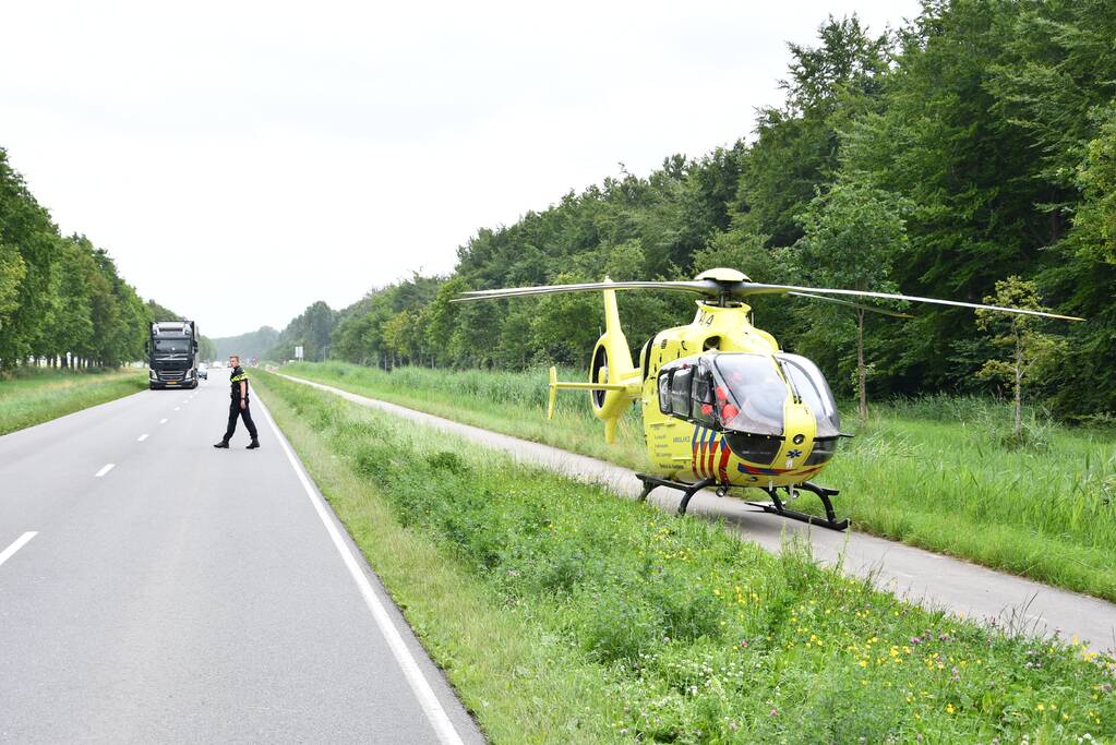 Wielrenner ernstig gewond na verkeersongeval