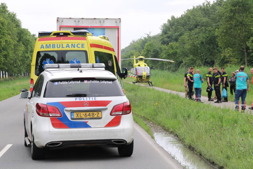 Wielrenner ernstig gewond na verkeersongeval