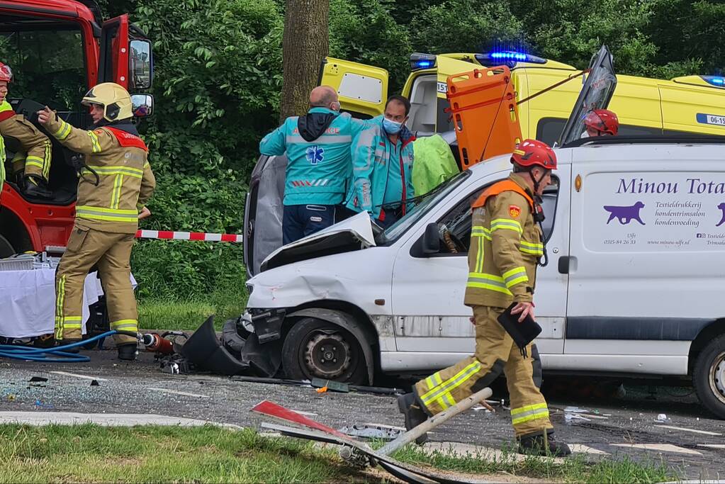 Ernstig ongeval op rotonde