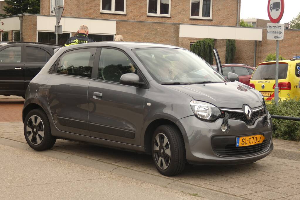 Scooterrijder gewond bij botsing met auto