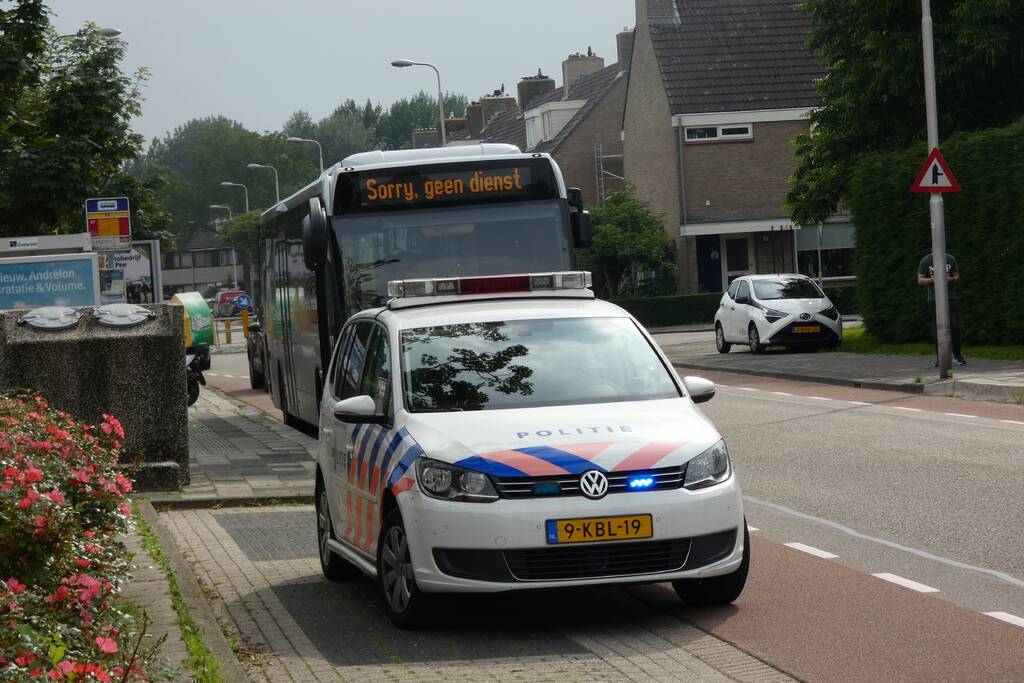 Scooterrijder gewond bij botsing met lijnbus