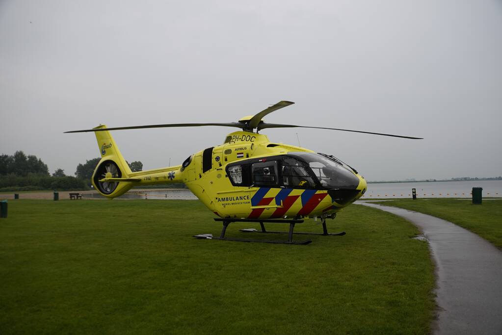 Traumahelikopter voor incident in restaurant