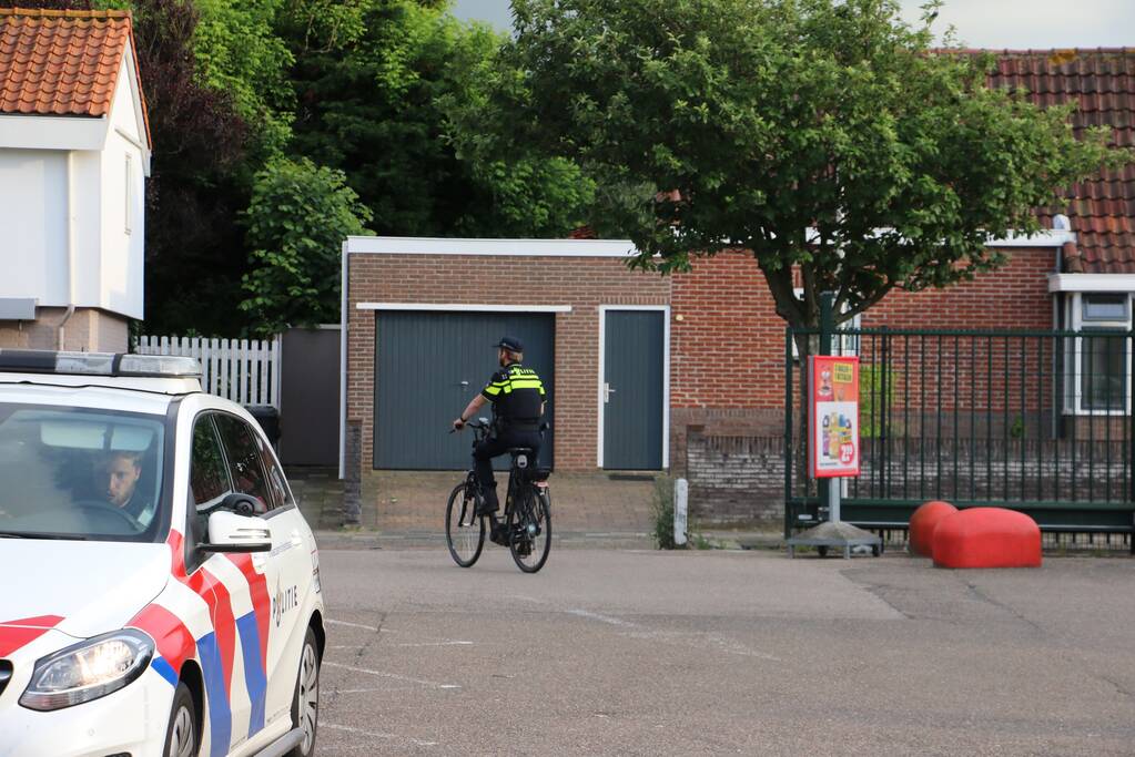 Fietser gewond na ongeval met auto op parkeerplaats