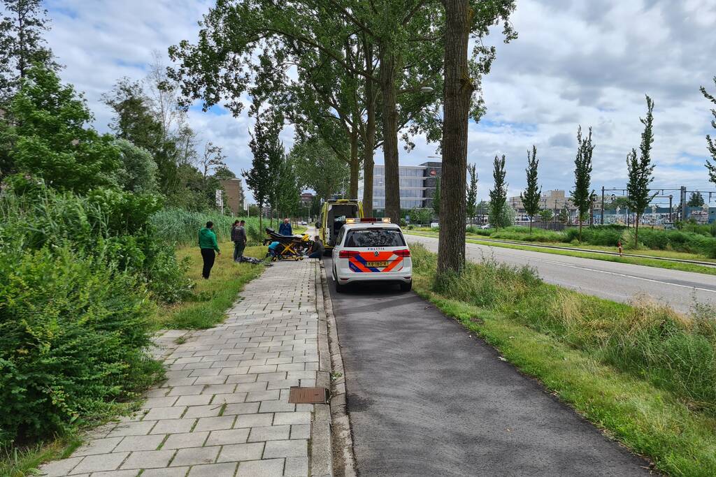 Fietser gewond na val met fiets
