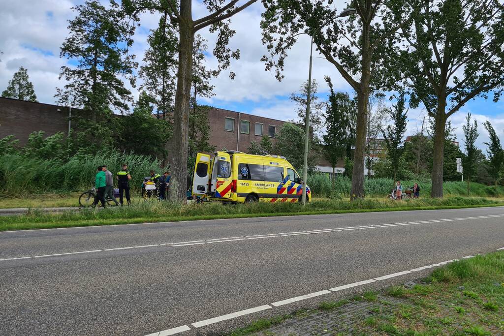 Fietser gewond na val met fiets