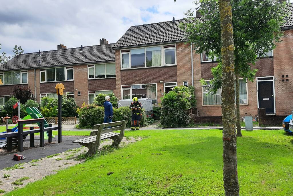 Brandweer doet onderzoek naar mogelijke brand
