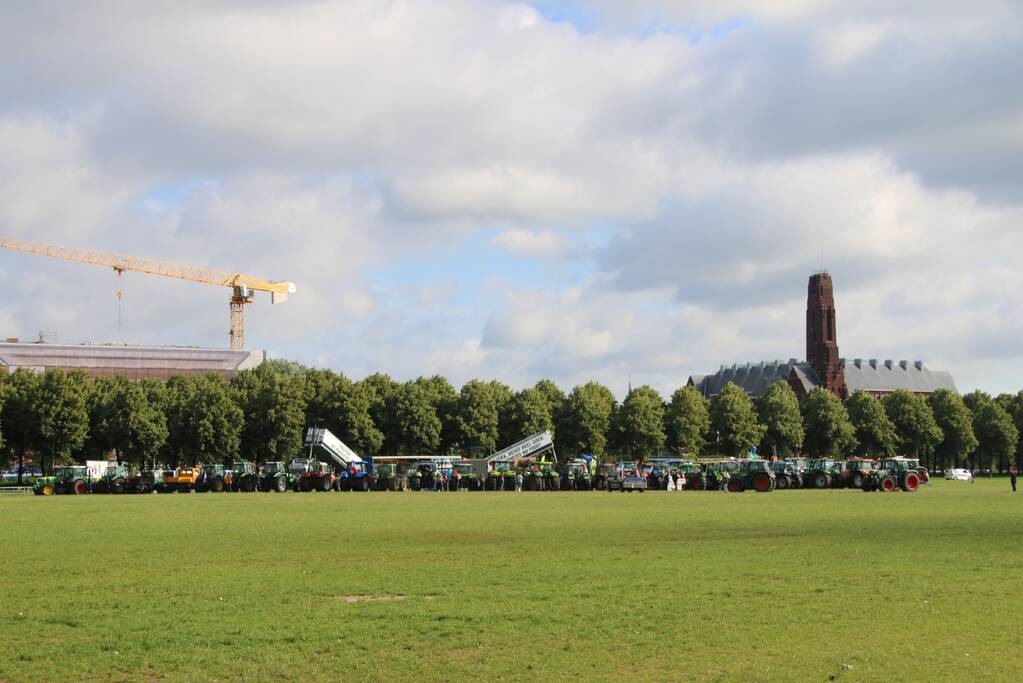 Eerste boeren arriveren op demonstratieterrein