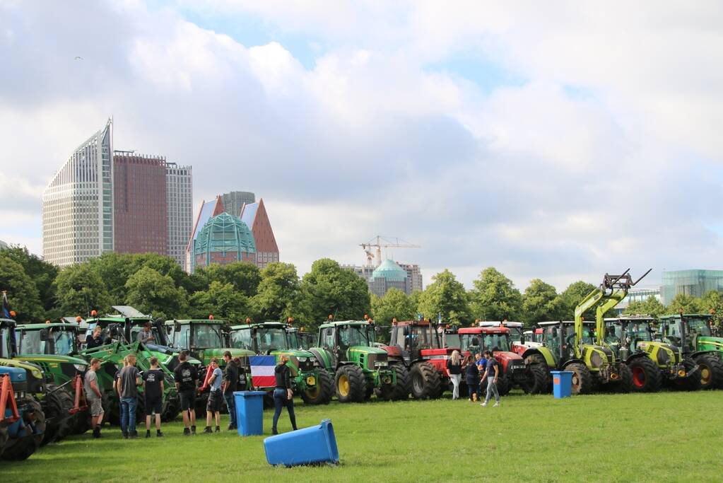 Eerste boeren arriveren op demonstratieterrein